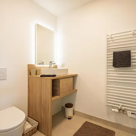 Le Moliere Rooftop Apartmán *