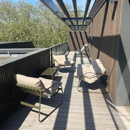 Le Moliere Rooftop شقة